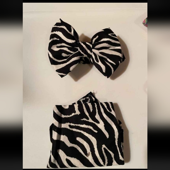 Zebra print Bow Tie & Handkerchief Set - Picture 1 of 1